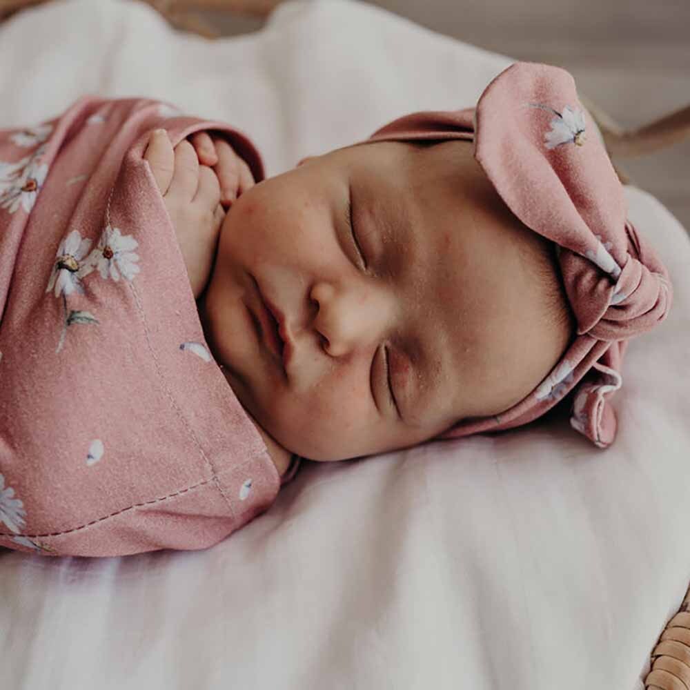 Daisy Snuggle Swaddle &amp; Topknot Set