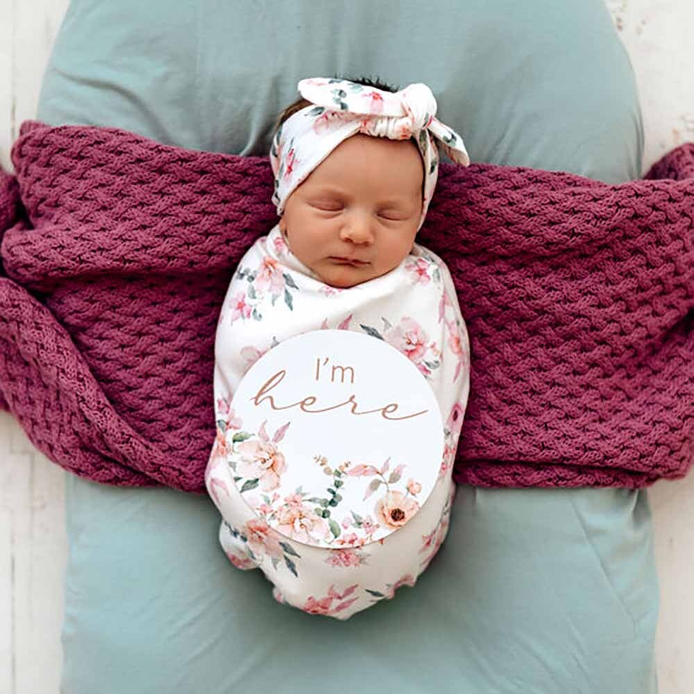 Camille Organic Snuggle Swaddle &amp; Topknot Set