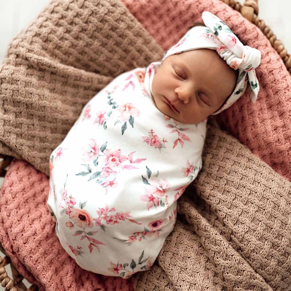 Camille Organic Snuggle Swaddle &amp; Topknot Set