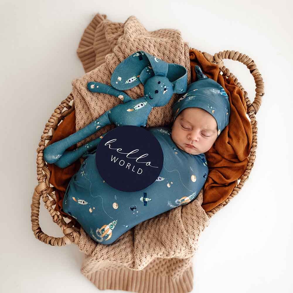 Rocket Organic Snuggle Swaddle &amp; Beanie Set