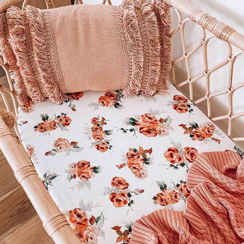 Rosebud Bassinet Sheet / Change Pad Cover