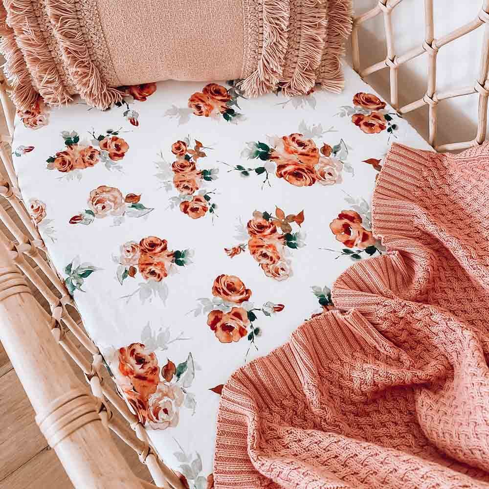 Rosebud Bassinet Sheet / Change Pad Cover
