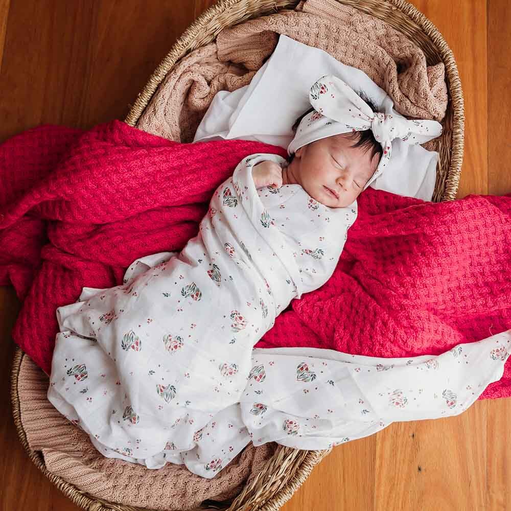 Heart Organic Muslin Wrap