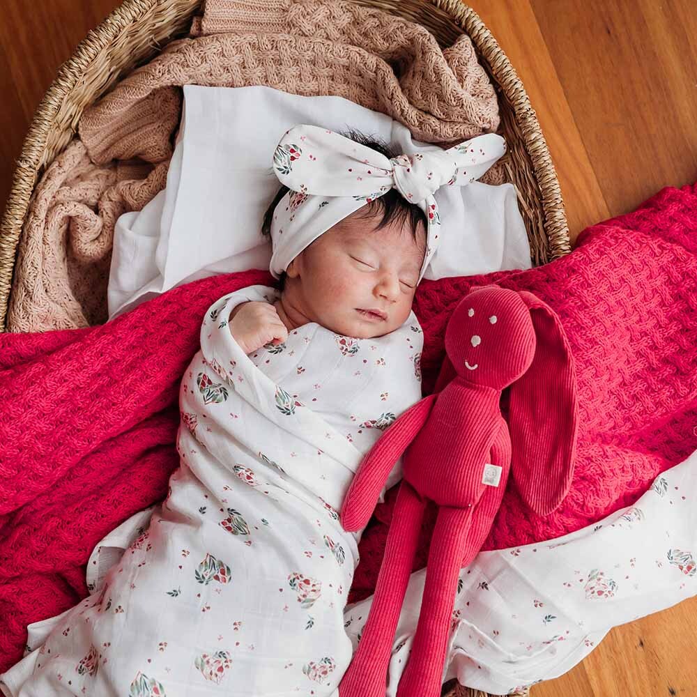 Heart Organic Muslin Wrap