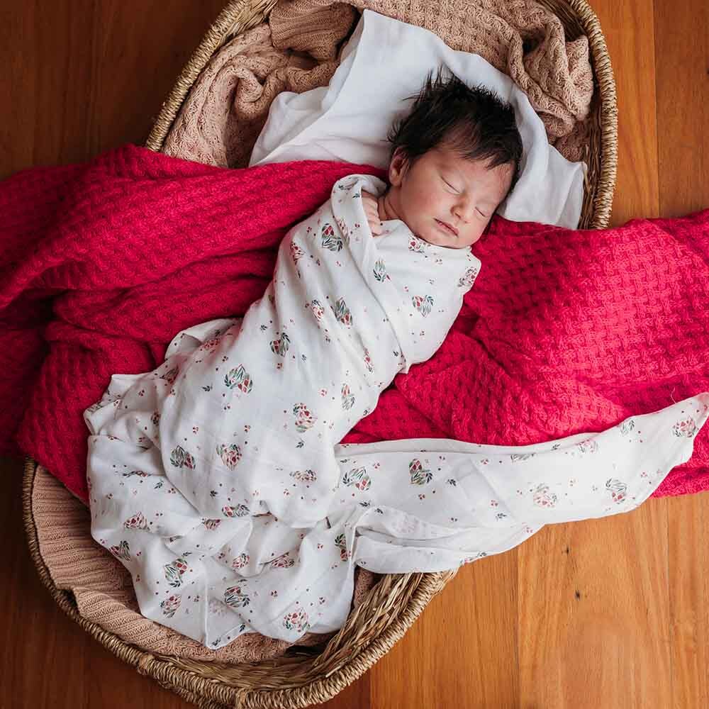 Heart Organic Muslin Wrap