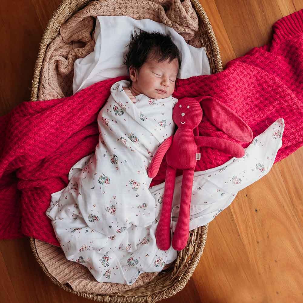 Heart Organic Muslin Wrap