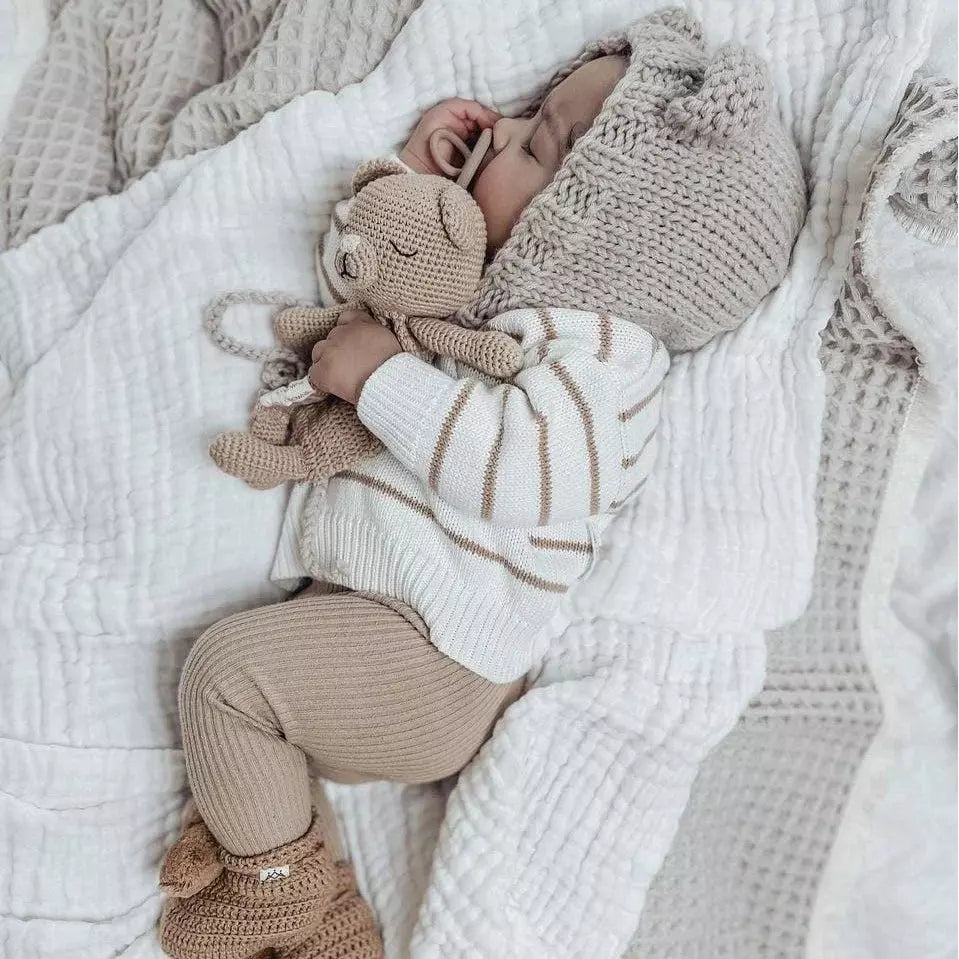 Cuddle Me - Bear