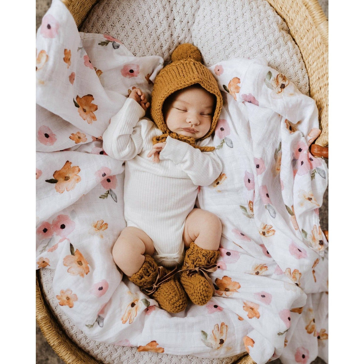 Merino Wool Bonnet &amp; Booties