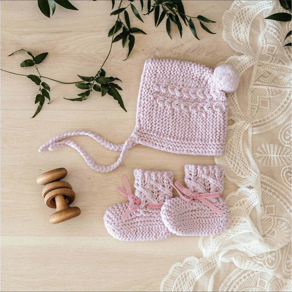 Merino Wool Bonnet &amp; Booties
