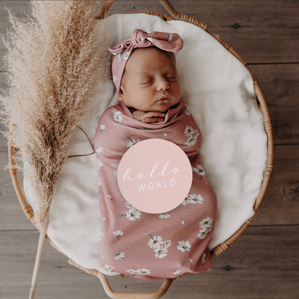 Daisy Snuggle Swaddle &amp; Topknot Set