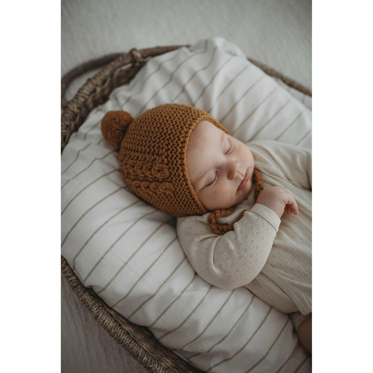 Merino Wool Bonnet &amp; Booties