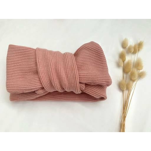 Ribbed Top Knot