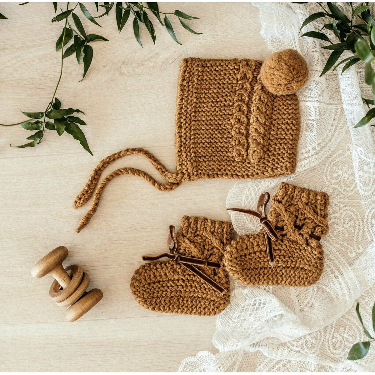 Merino Wool Bonnet &amp; Booties