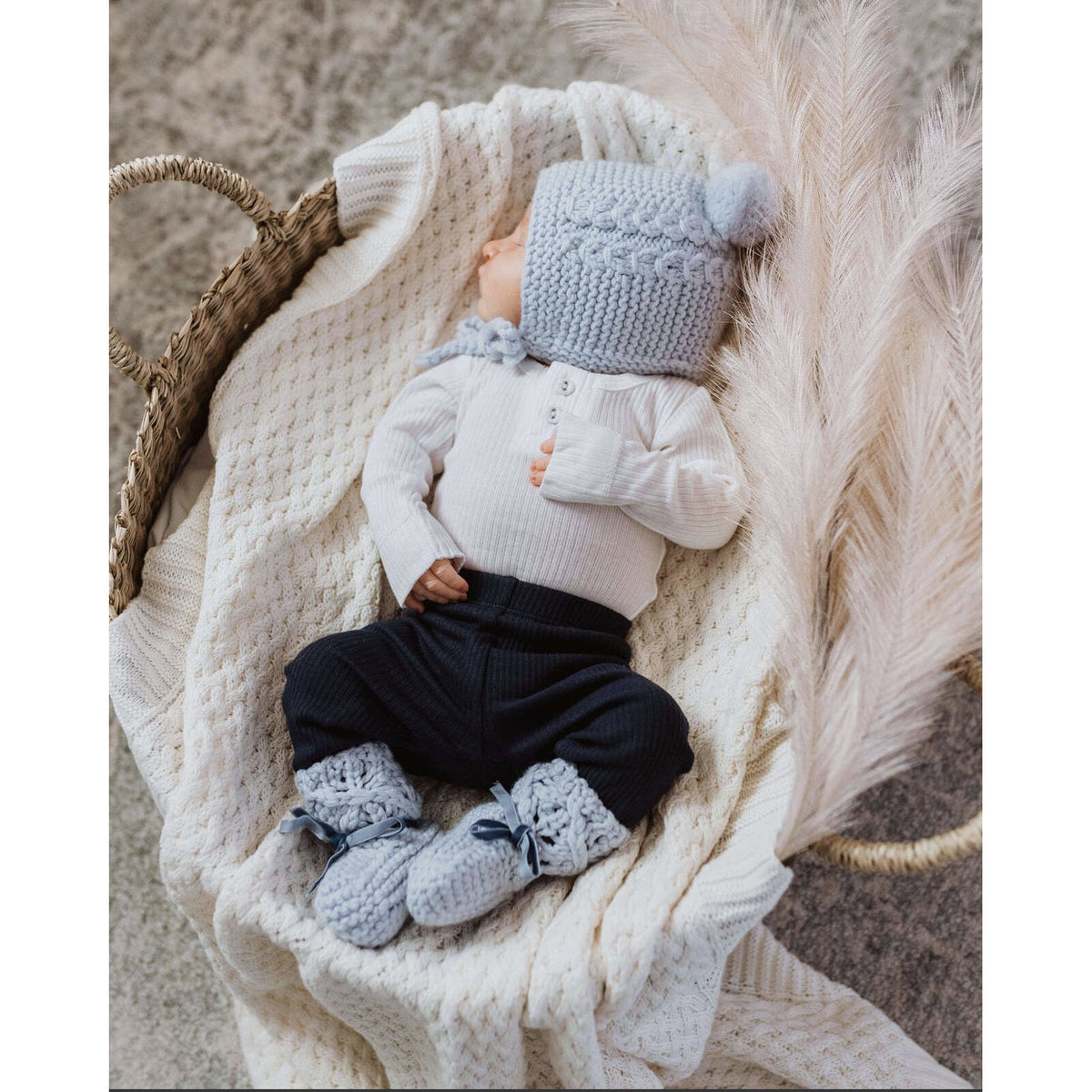 Merino Wool Bonnet &amp; Booties