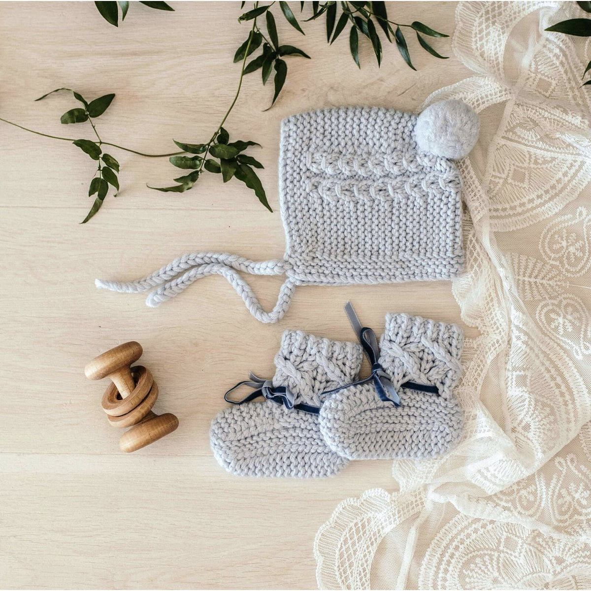 Merino Wool Bonnet &amp; Booties