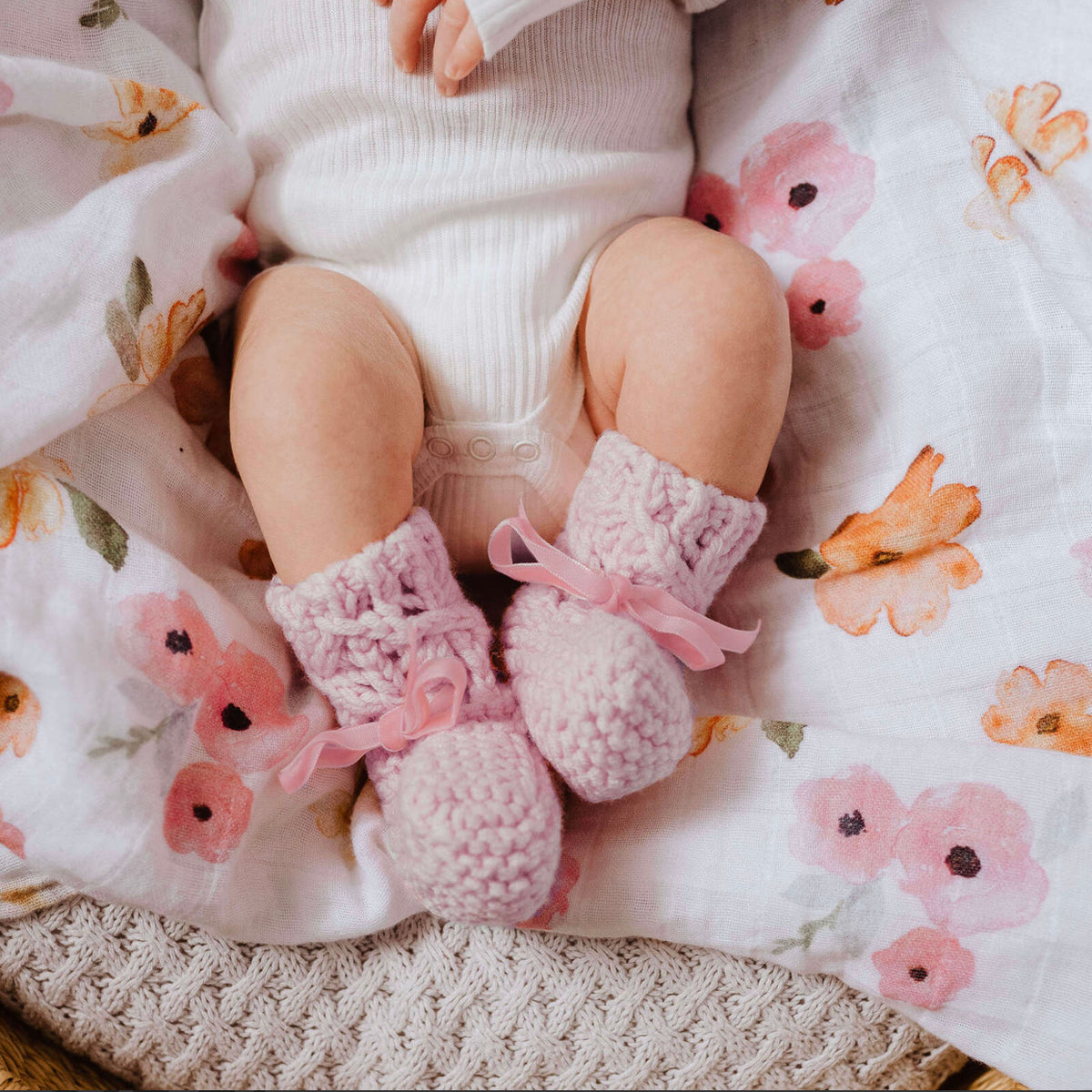 Merino Wool Bonnet &amp; Booties