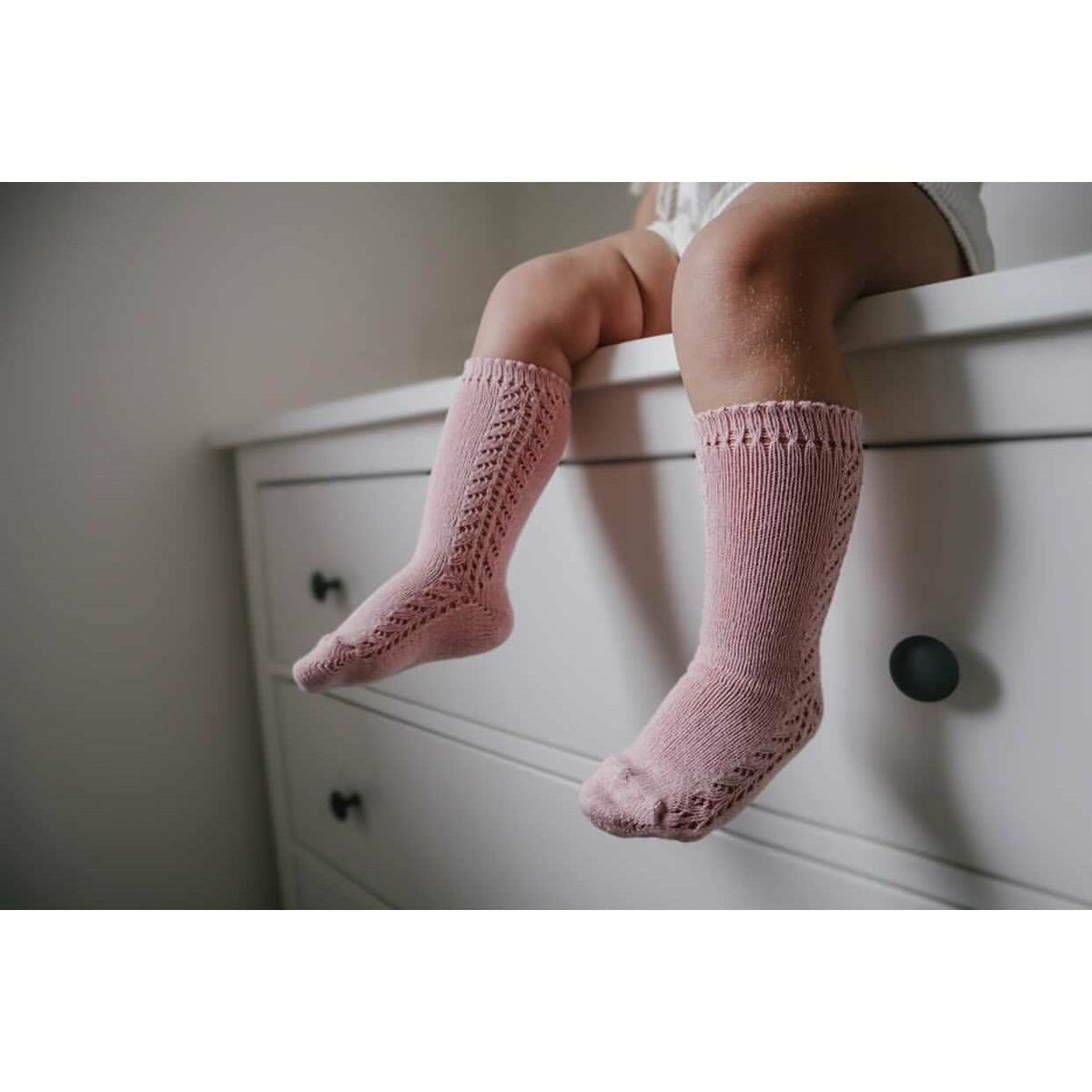 Ćondor Side Openwork Lace Knee High